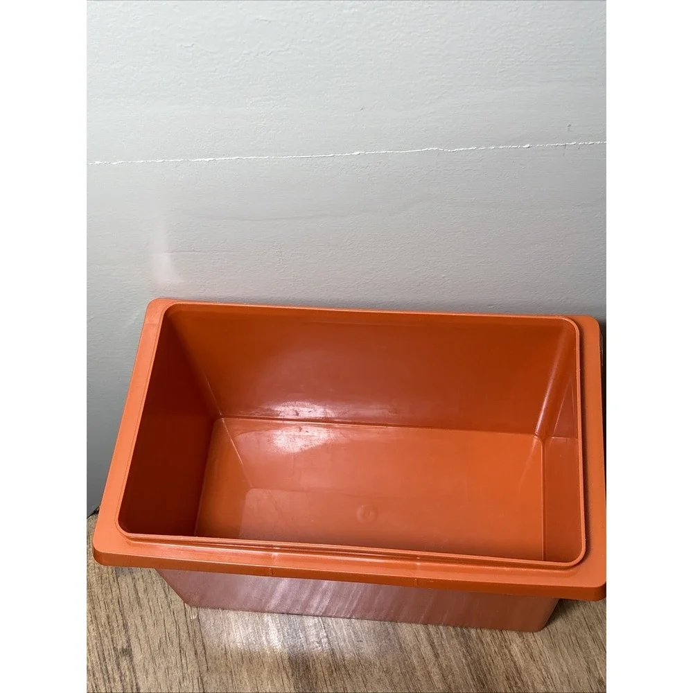 Vintage Tupperware Harvest Orange Storage Container 1431-5 - Container and Lid